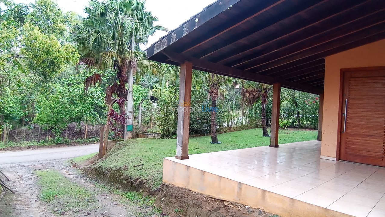 Granja para alquiler de vacaciones em Itariri (Peruíbe)