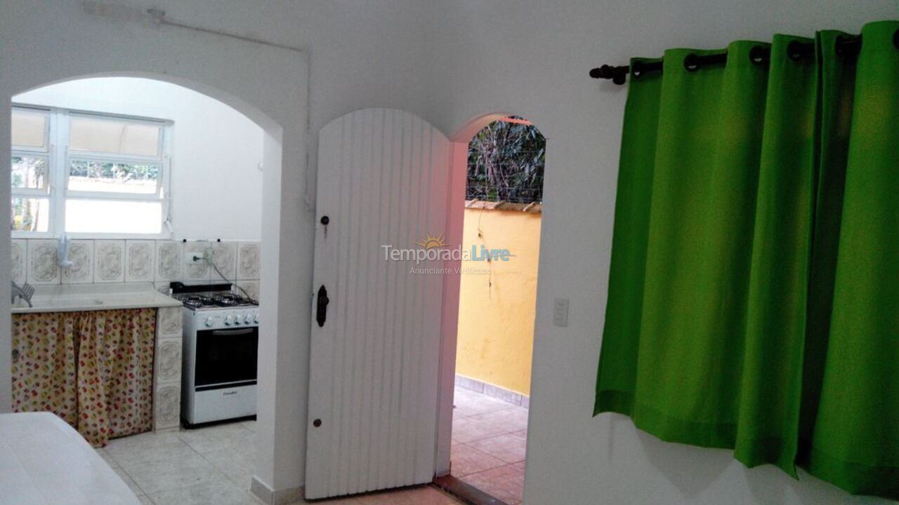 Casa para alquiler de vacaciones em São Sebastião (Praia da Boracéia)