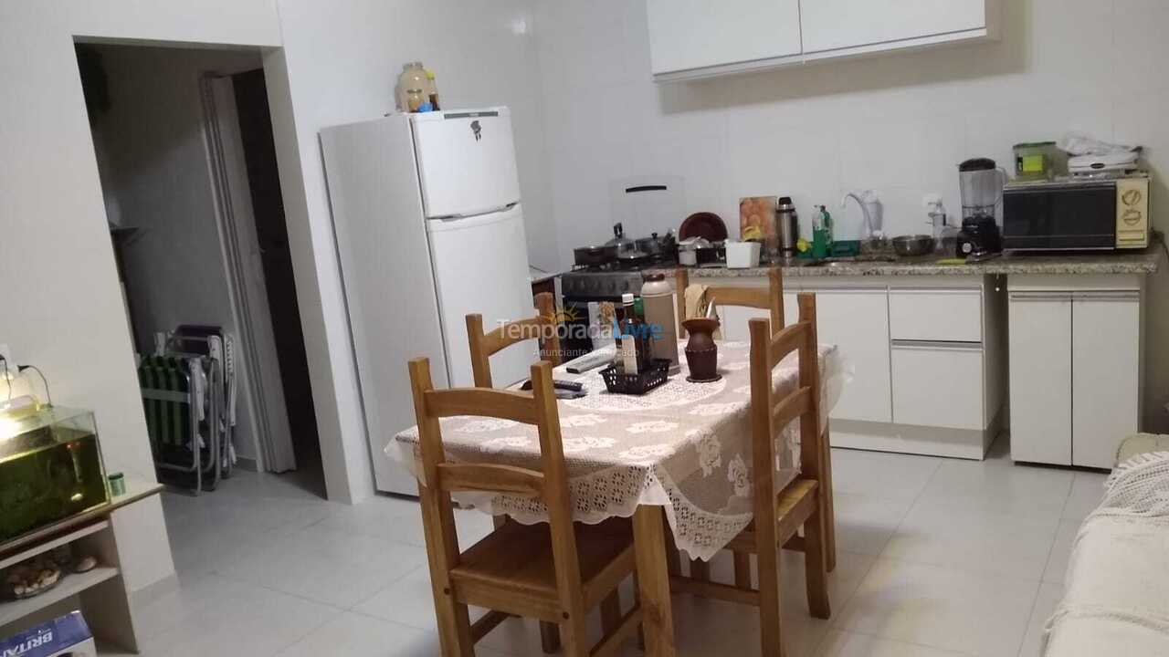 Casa para aluguel de temporada em Florianópolis (Praia do Moçambique)