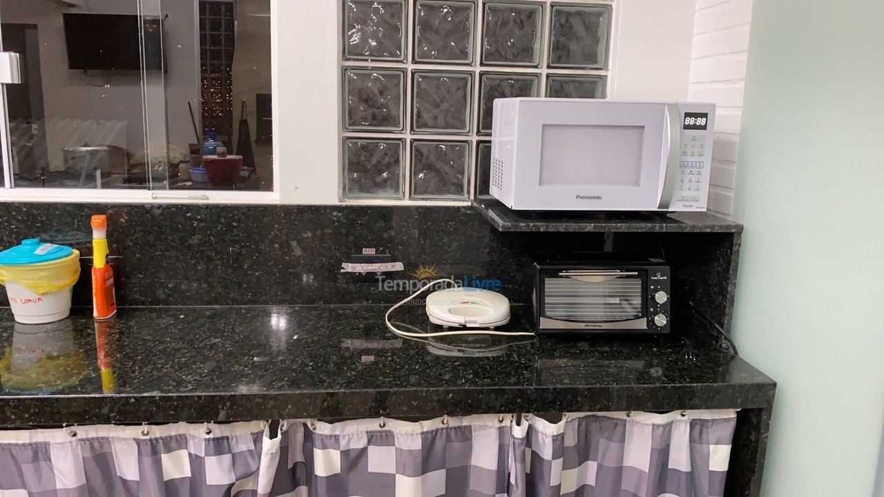 Casa para aluguel de temporada em Guaratuba (Praia Central)