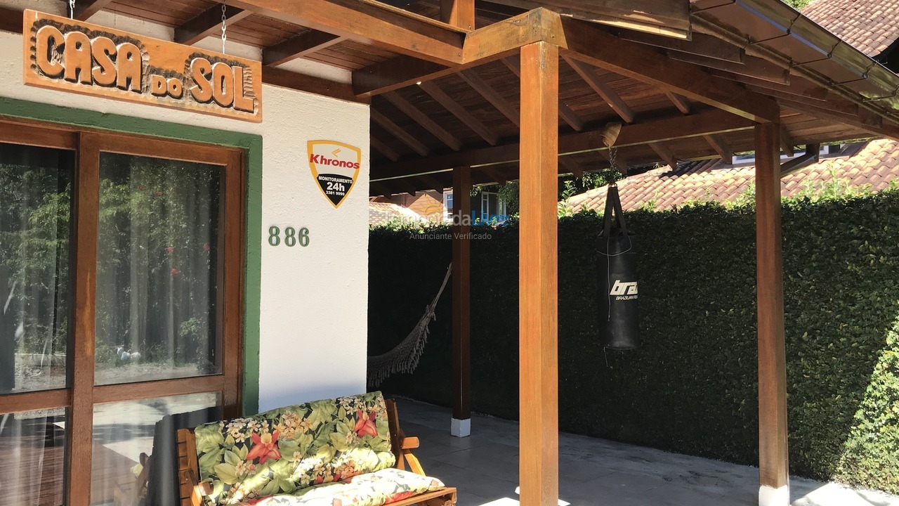 Casa para aluguel de temporada em Florianópolis (Rio Tavares)