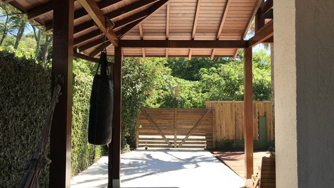 Casa - Rio Tavares / Lagoa