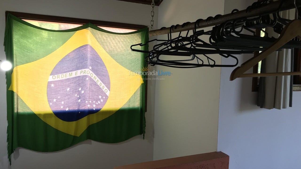 Casa para aluguel de temporada em Florianópolis (Rio Tavares)