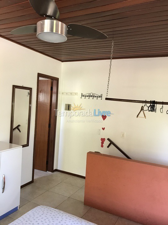 Casa para aluguel de temporada em Florianópolis (Rio Tavares)
