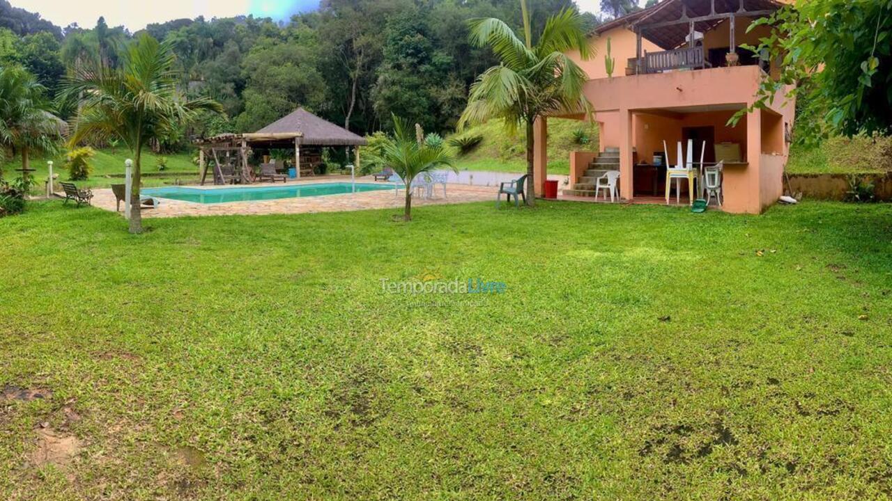 Chácara / sítio para aluguel de temporada em Ibiúna (Sorocamirim)