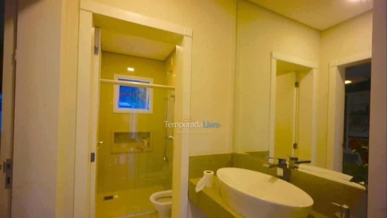 House for vacation rental in Florianopolis (Campeche)