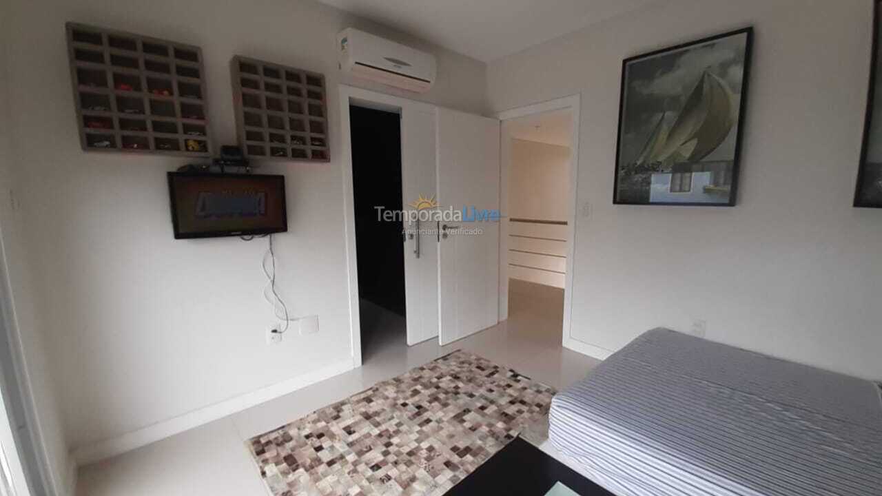 House for vacation rental in Florianopolis (Campeche)