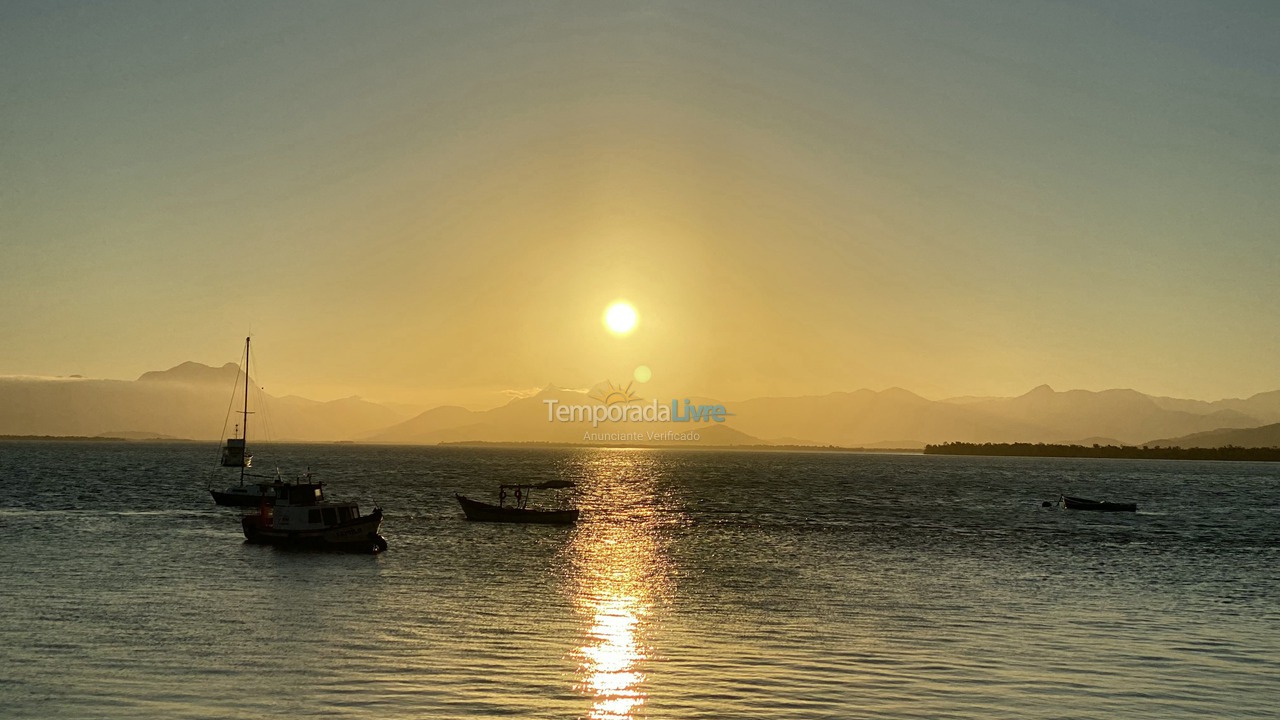 Casa para aluguel de temporada em Guaratuba (Praia Central)