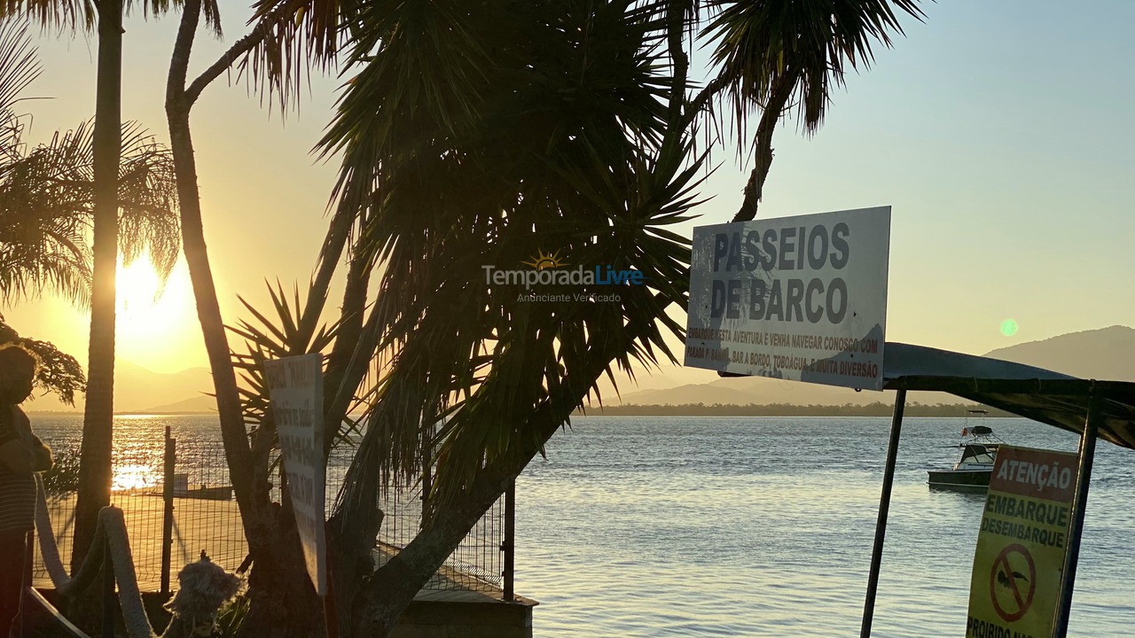 Casa para aluguel de temporada em Guaratuba (Praia Central)