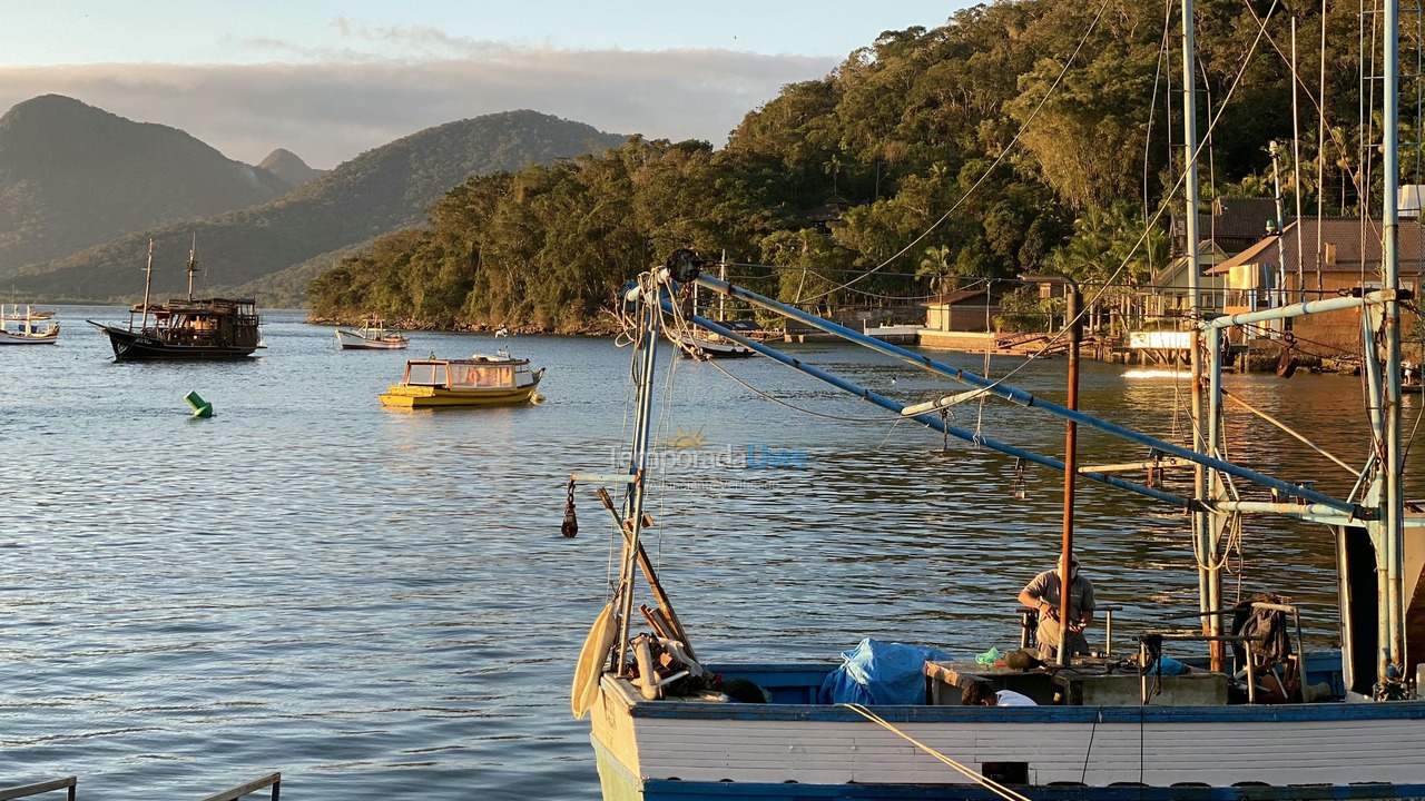 Casa para aluguel de temporada em Guaratuba (Praia Central)
