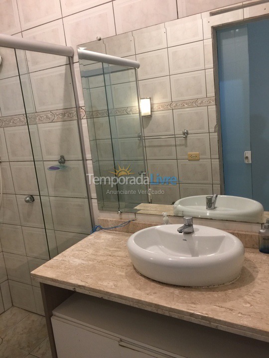 Casa para aluguel de temporada em Guaratuba (Praia Central)