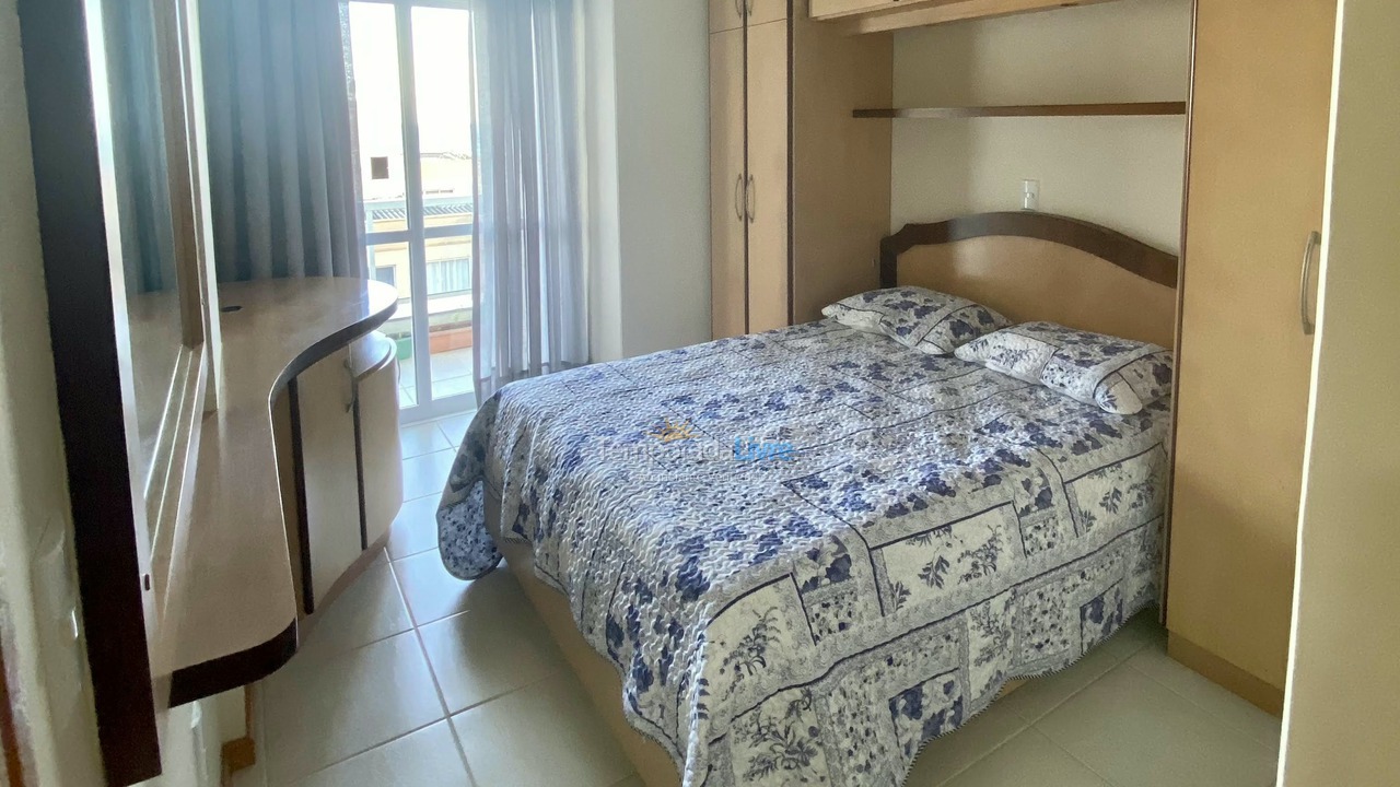Apartamento para aluguel de temporada em Itapema (Meia Praia)