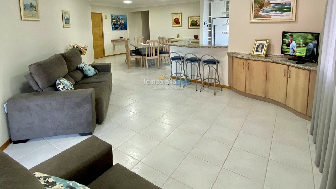 Apartamento para aluguel de temporada em Itapema (Meia Praia)