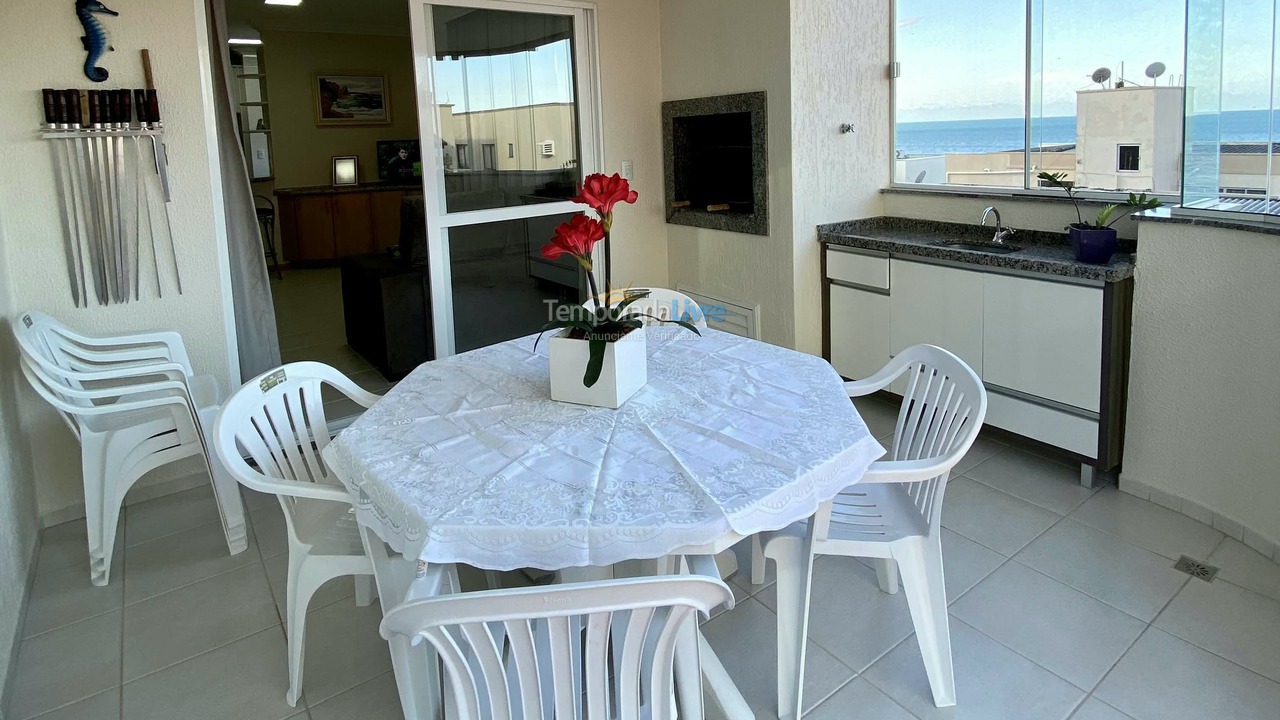 Apartamento para aluguel de temporada em Itapema (Meia Praia)