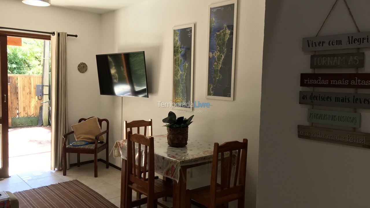 Casa para aluguel de temporada em Florianópolis (Rio Tavares)