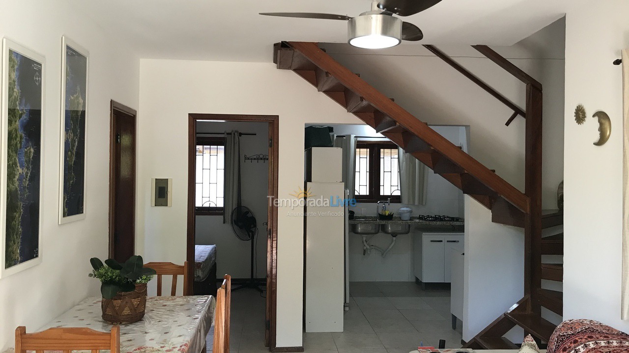 Casa para aluguel de temporada em Florianópolis (Rio Tavares)