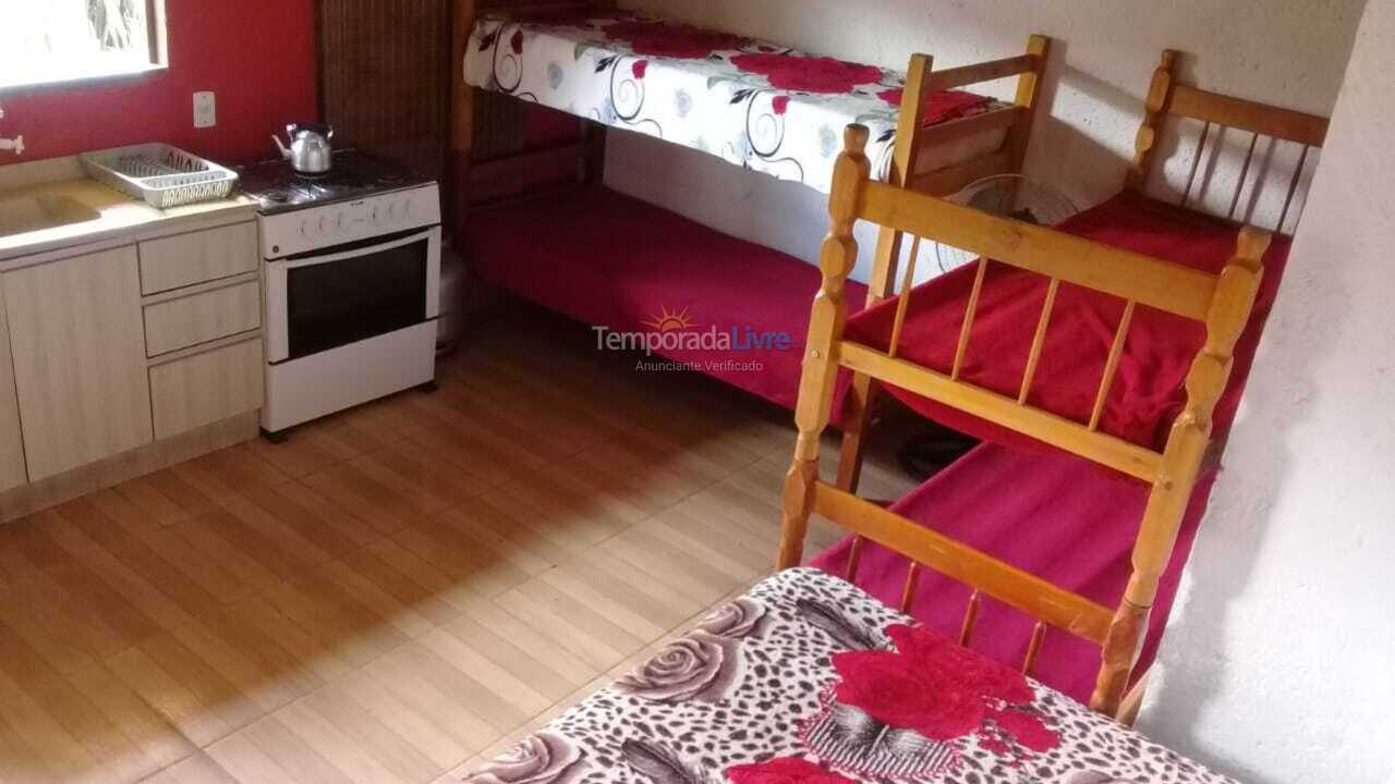 Apartamento para aluguel de temporada em Imbituba (Praia do Rosa)
