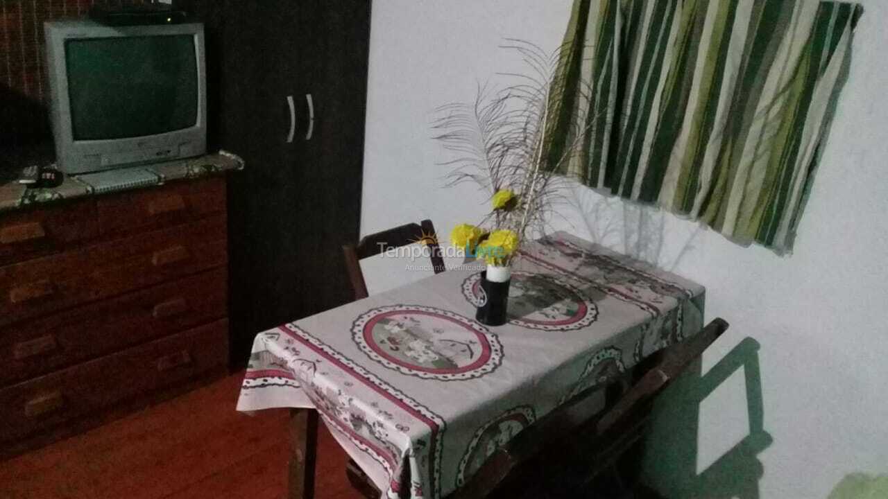 Apartamento para alquiler de vacaciones em Imbituba (Praia do Rosa)