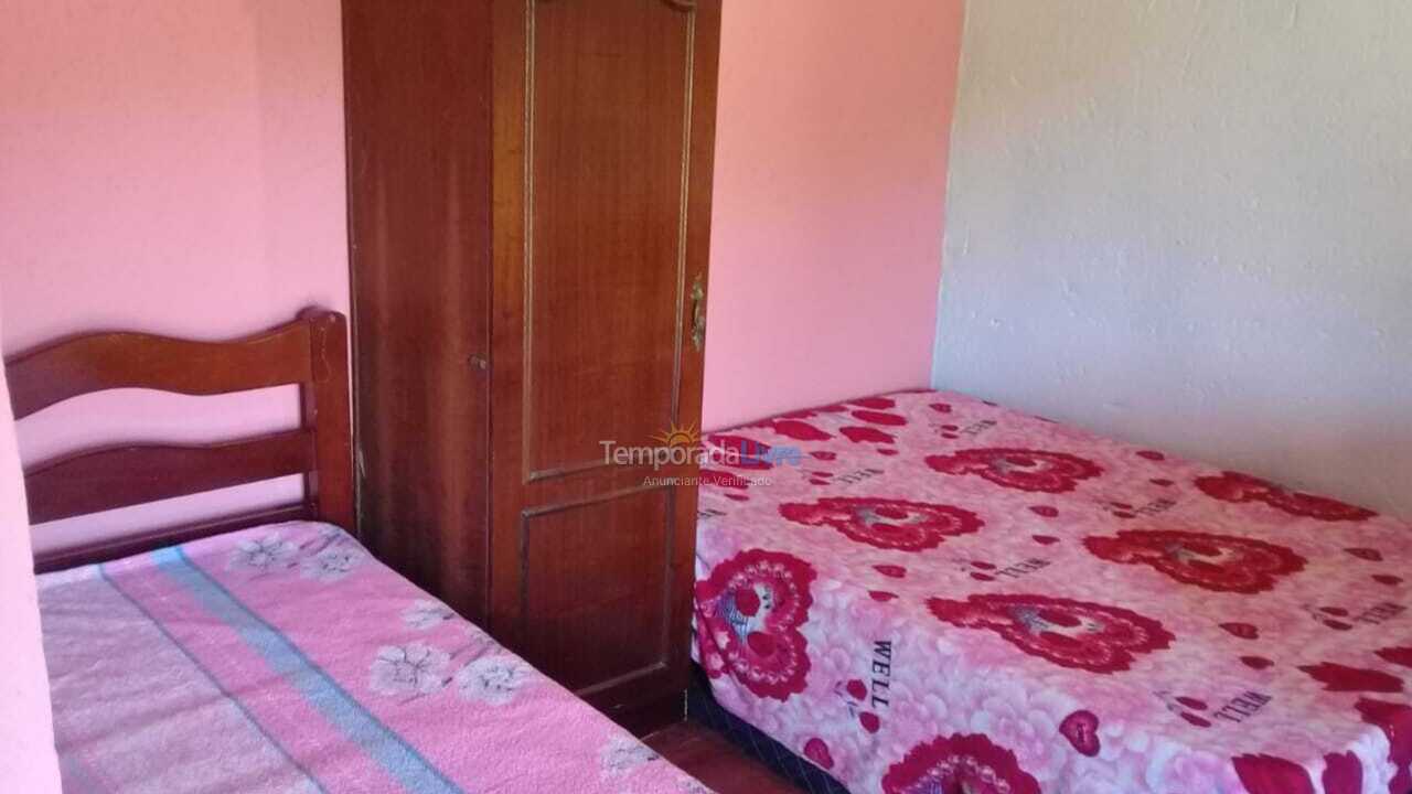 Apartamento para aluguel de temporada em Imbituba (Praia do Rosa)