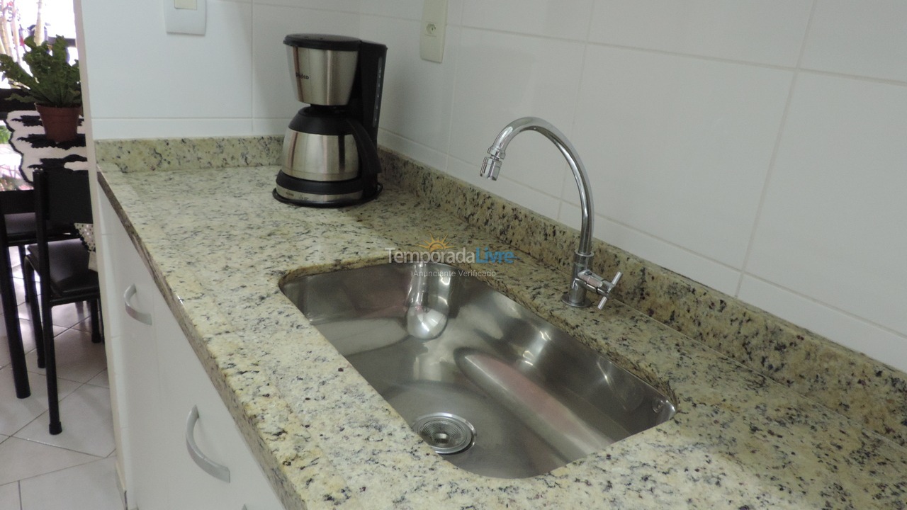 Apartamento para aluguel de temporada em Ubatuba (Itaguá)