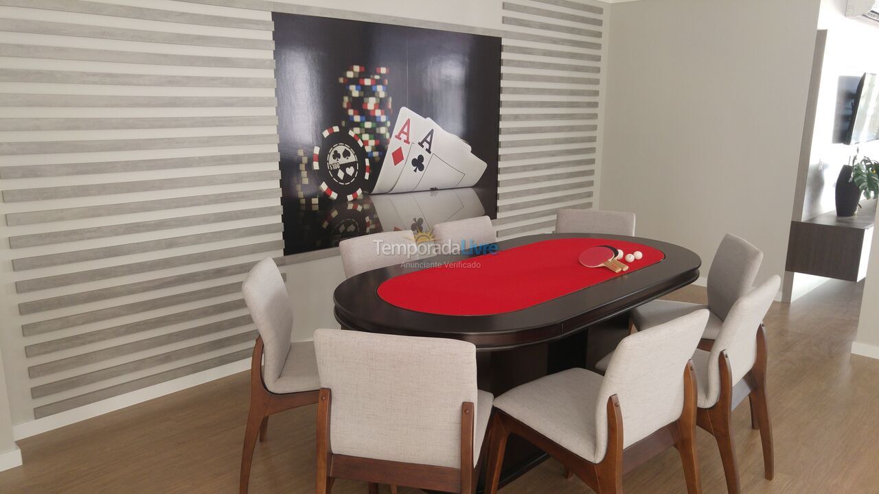 Apartamento para aluguel de temporada em Balneário Camboriú (Nações)