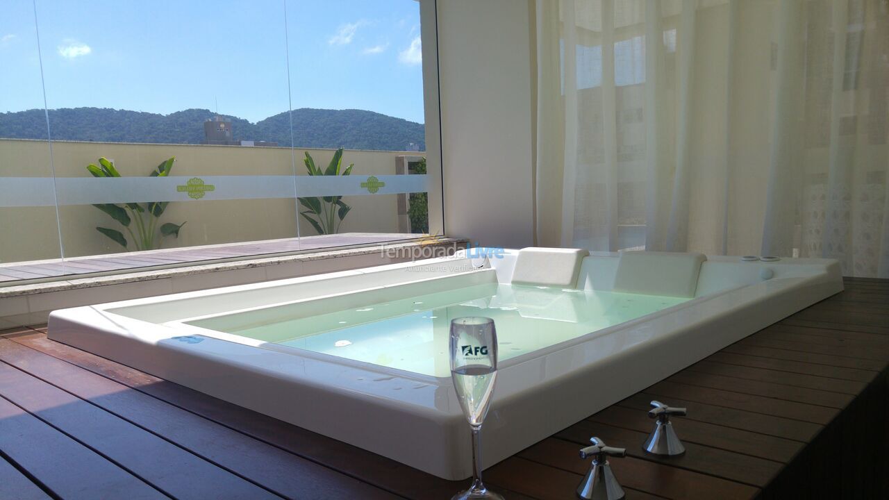Apartamento para aluguel de temporada em Balneário Camboriú (Nações)