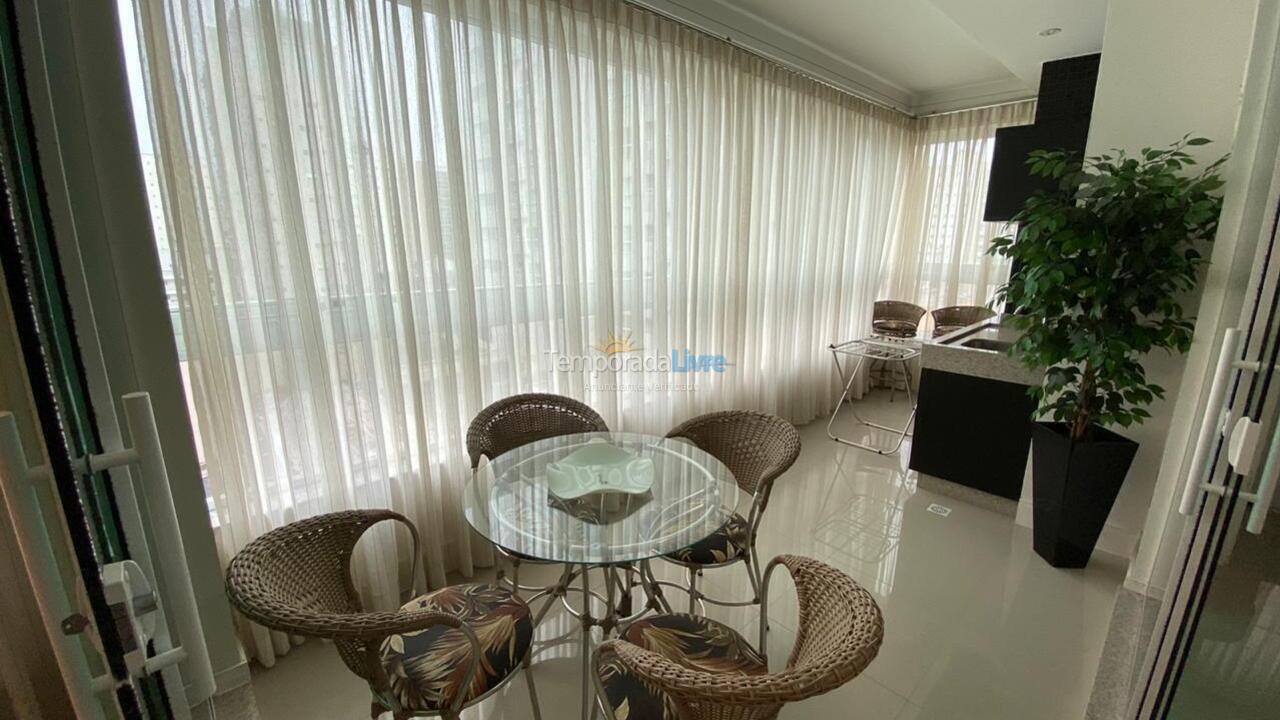 Apartment for vacation rental in Itapema (Meia Praia)