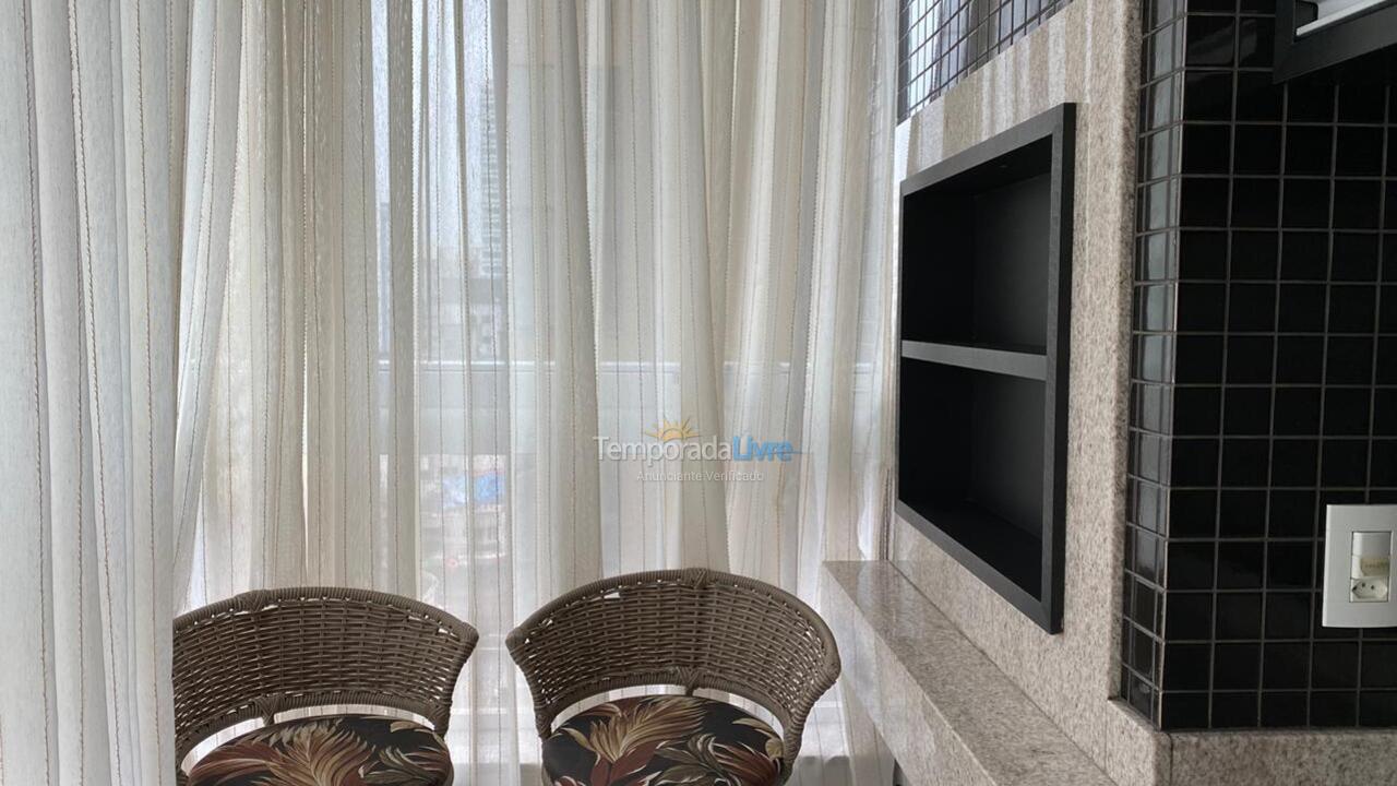 Apartment for vacation rental in Itapema (Meia Praia)