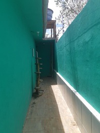 Excelente casa pra passar o final de semana com segurança.