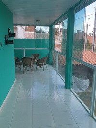 Excelente casa pra passar o final de semana com segurança.