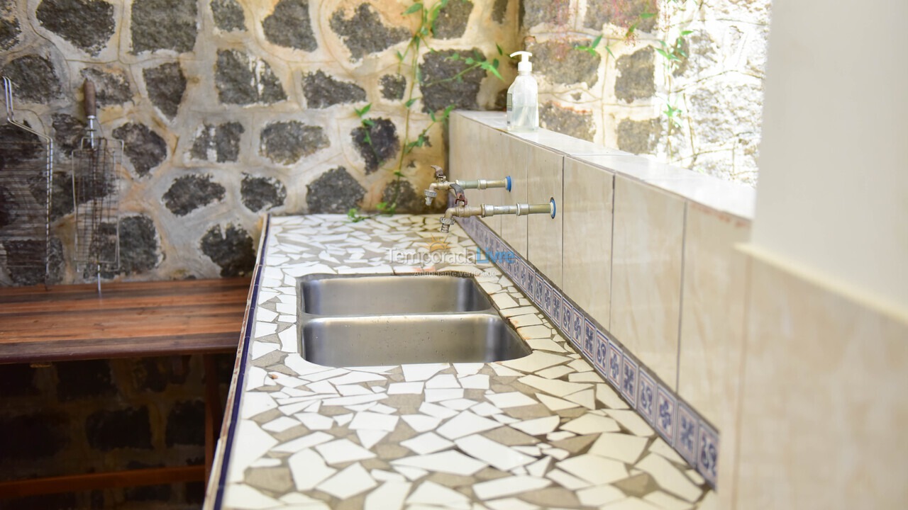 Casa para aluguel de temporada em Ilhabela (Praia do Curral)