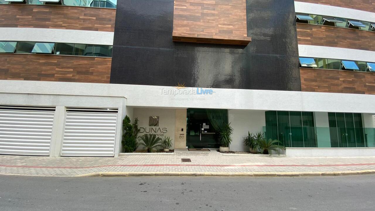 Apartment for vacation rental in Itapema (Meia Praia)