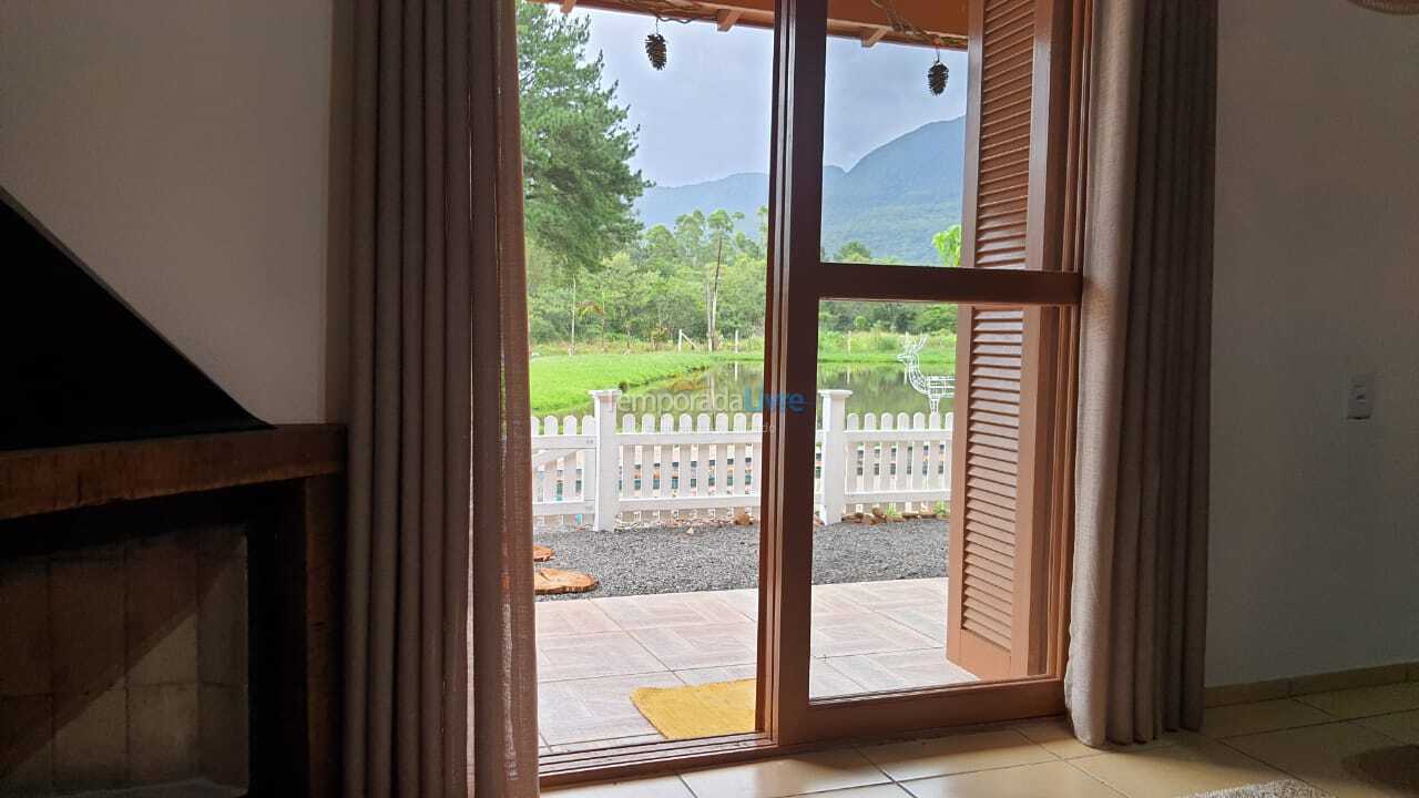 Casa para alquiler de vacaciones em Maquiné (Solidão)