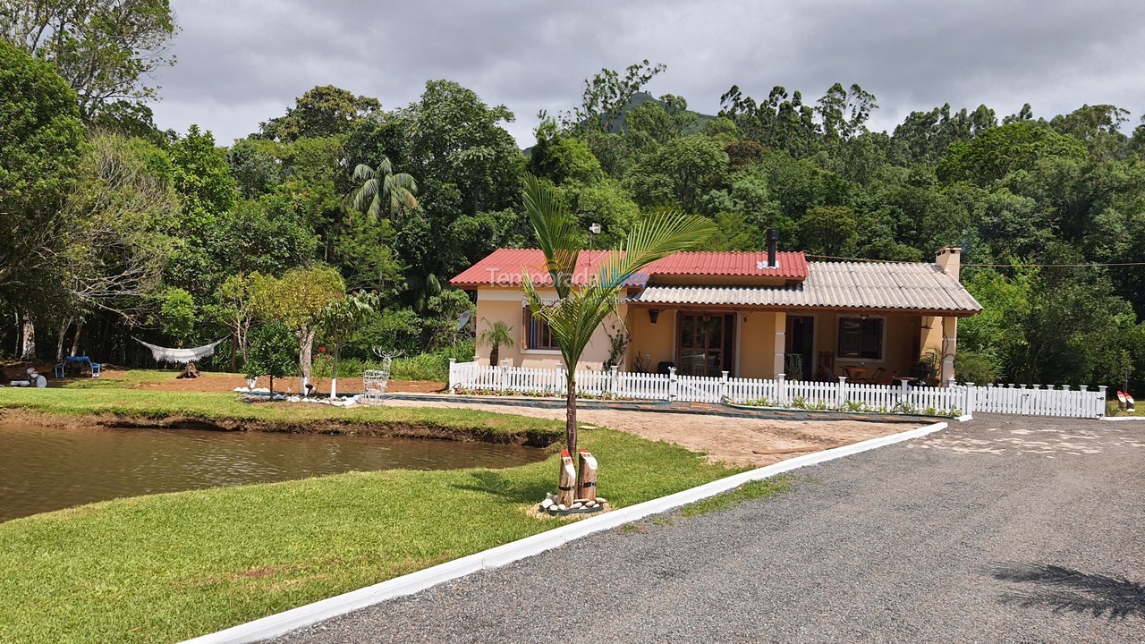 Casa para alquiler de vacaciones em Maquiné (Solidão)