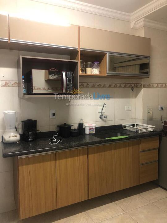 Apartamento para aluguel de temporada em Praia Grande (Praia do Caiçara)