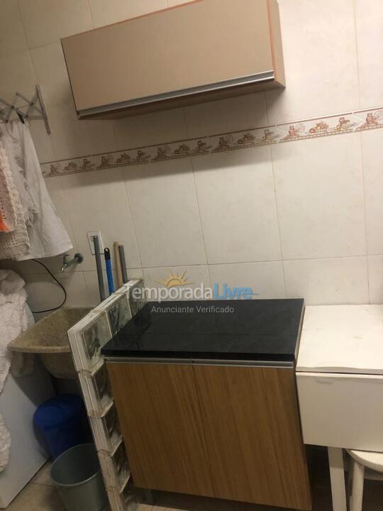 Apartamento para aluguel de temporada em Praia Grande (Praia do Caiçara)