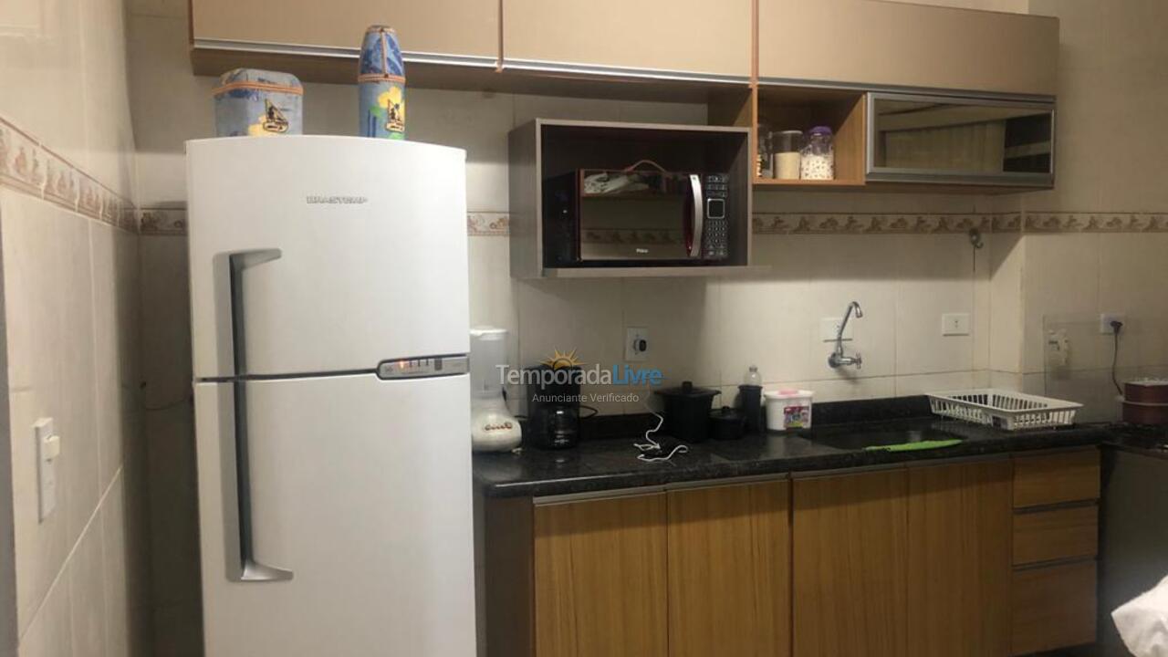 Apartamento para aluguel de temporada em Praia Grande (Praia do Caiçara)