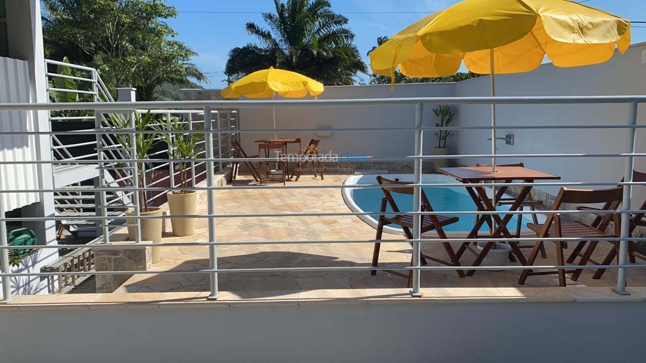 Apartamento para alquiler de vacaciones em Ubatuba (Enseada)