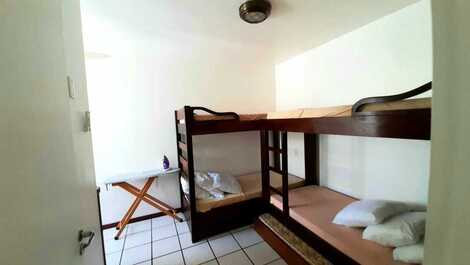 quarto beliches cinco camas