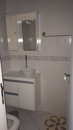 Banheiro completo das suítes.