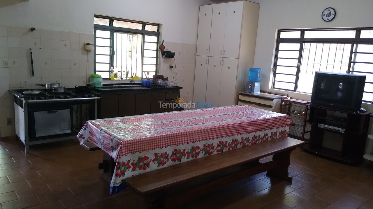 Ranch for vacation rental in Serra Negra (Jardim do Salto 1)