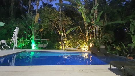 Hermosa casa de lujo con 6 suites en la Riviera de São Lourenço