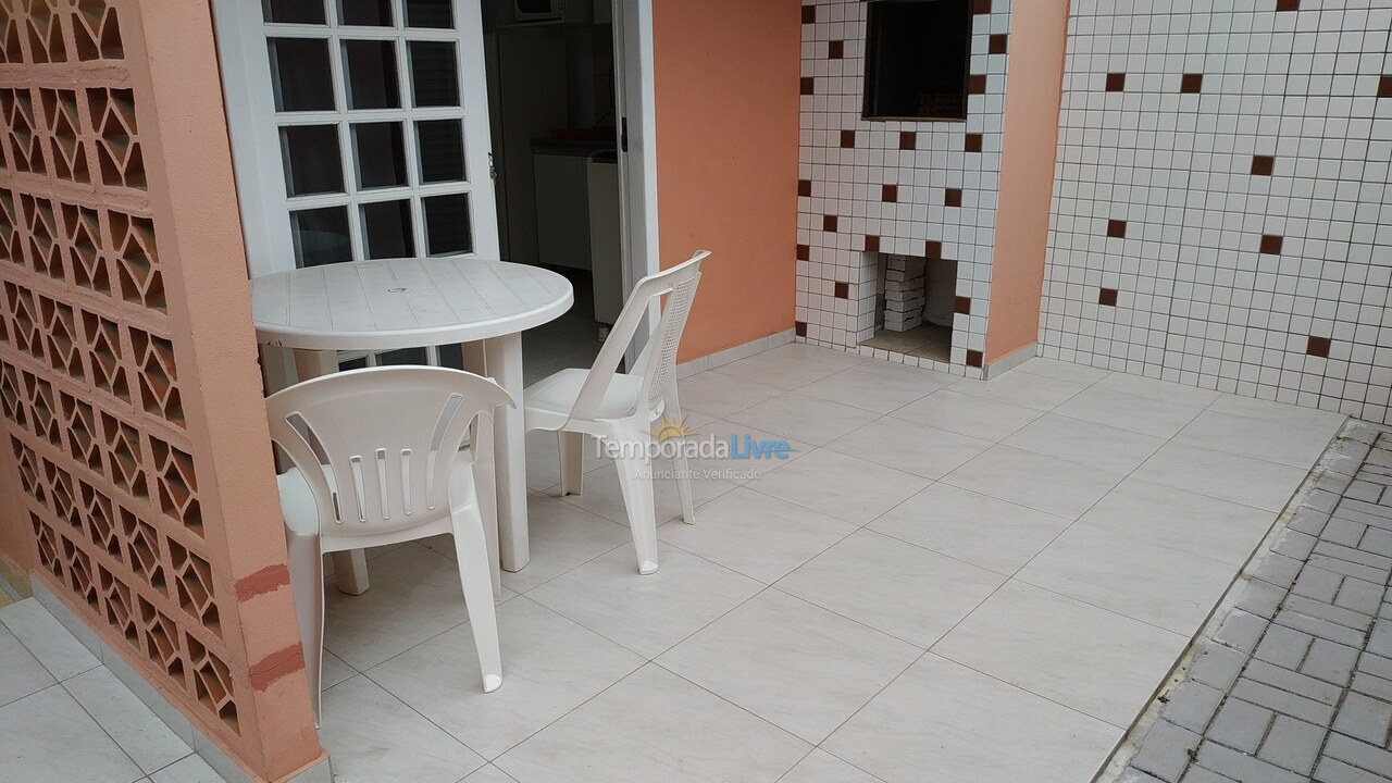 Apartment for vacation rental in Bombinhas (Praia de Bombas)