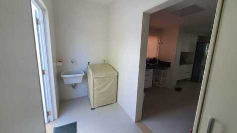 BEACH HOUSE IN CLOSED CONDOMINIUM (GUARAJUBA) BAHIA