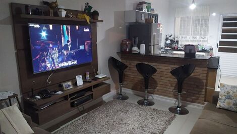 House with pool for weekends