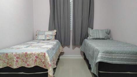 House with pool for weekends