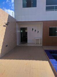 DUPLEX AT PEROBA-AL BEACH