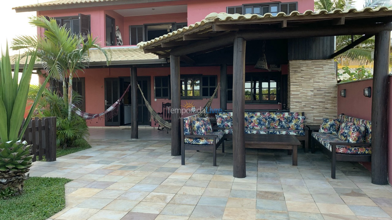 Casa para aluguel de temporada em Guaratuba (Barra do Saí)