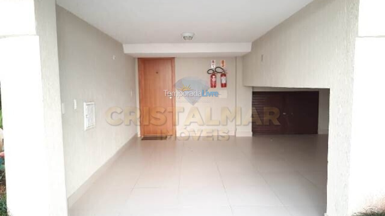 Casa para aluguel de temporada em Bombinhas (Praia de Bombas)