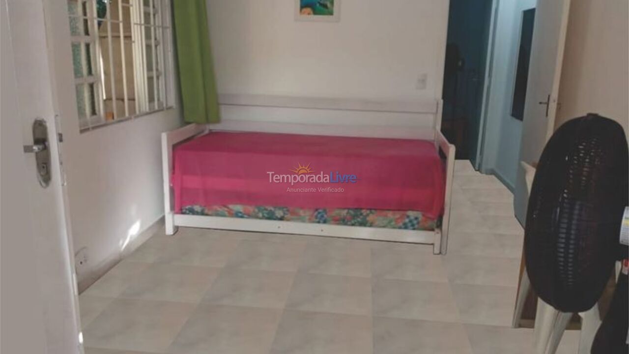 Casa para alquiler de vacaciones em São Sebastião (Praia da Boracéia)